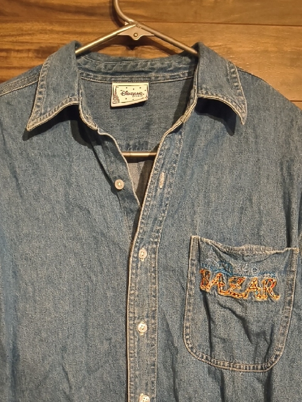Vintage 90s Disneyland Paris "Bazar" Embroidered Denim Shirt - Mickey & Friends - Picture 2 of 8